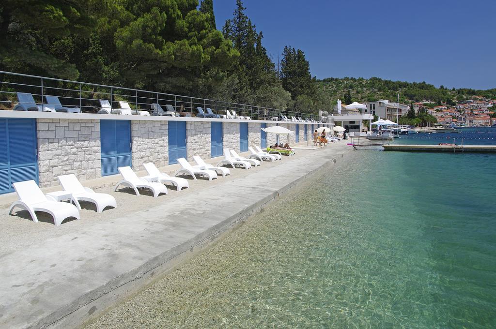 Apartments Vala Vela Luka Exterior photo