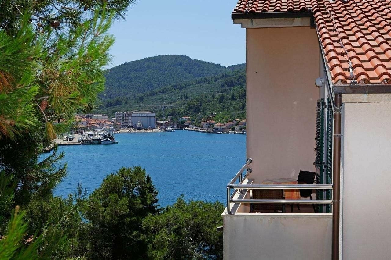 Apartments Vala Vela Luka Exterior photo